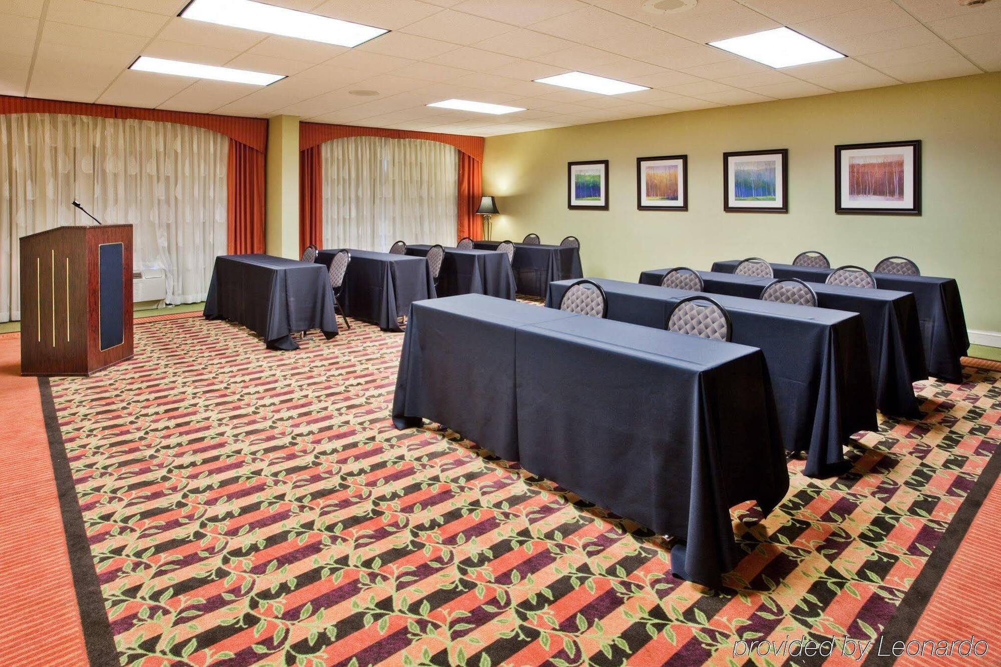 Holiday Inn Express Hotel & Suites Greenville-I-85 & Woodruff Road By Ihg Buitenkant foto