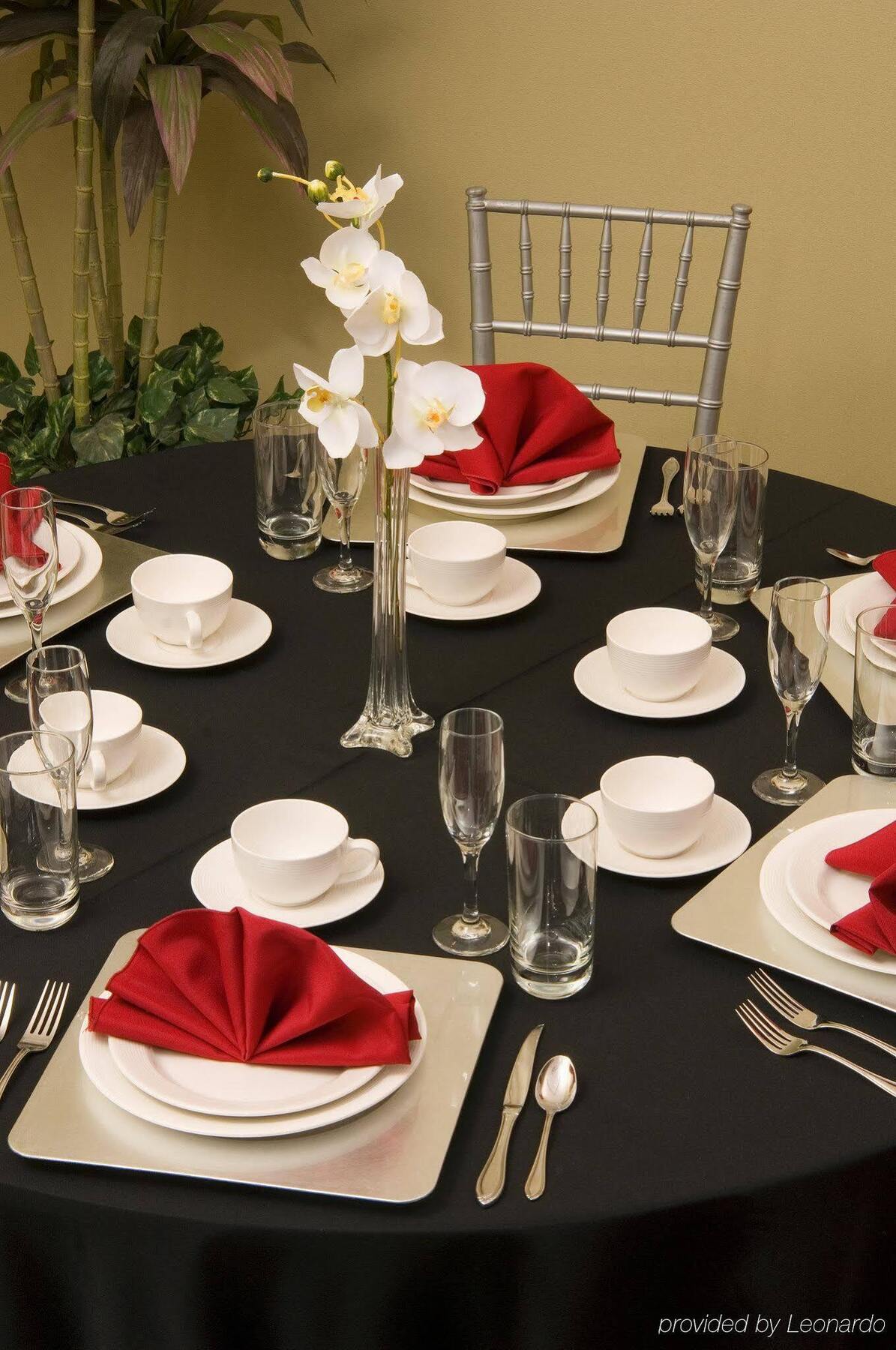 Holiday Inn Express Hotel & Suites Greenville-I-85 & Woodruff Road By Ihg Buitenkant foto