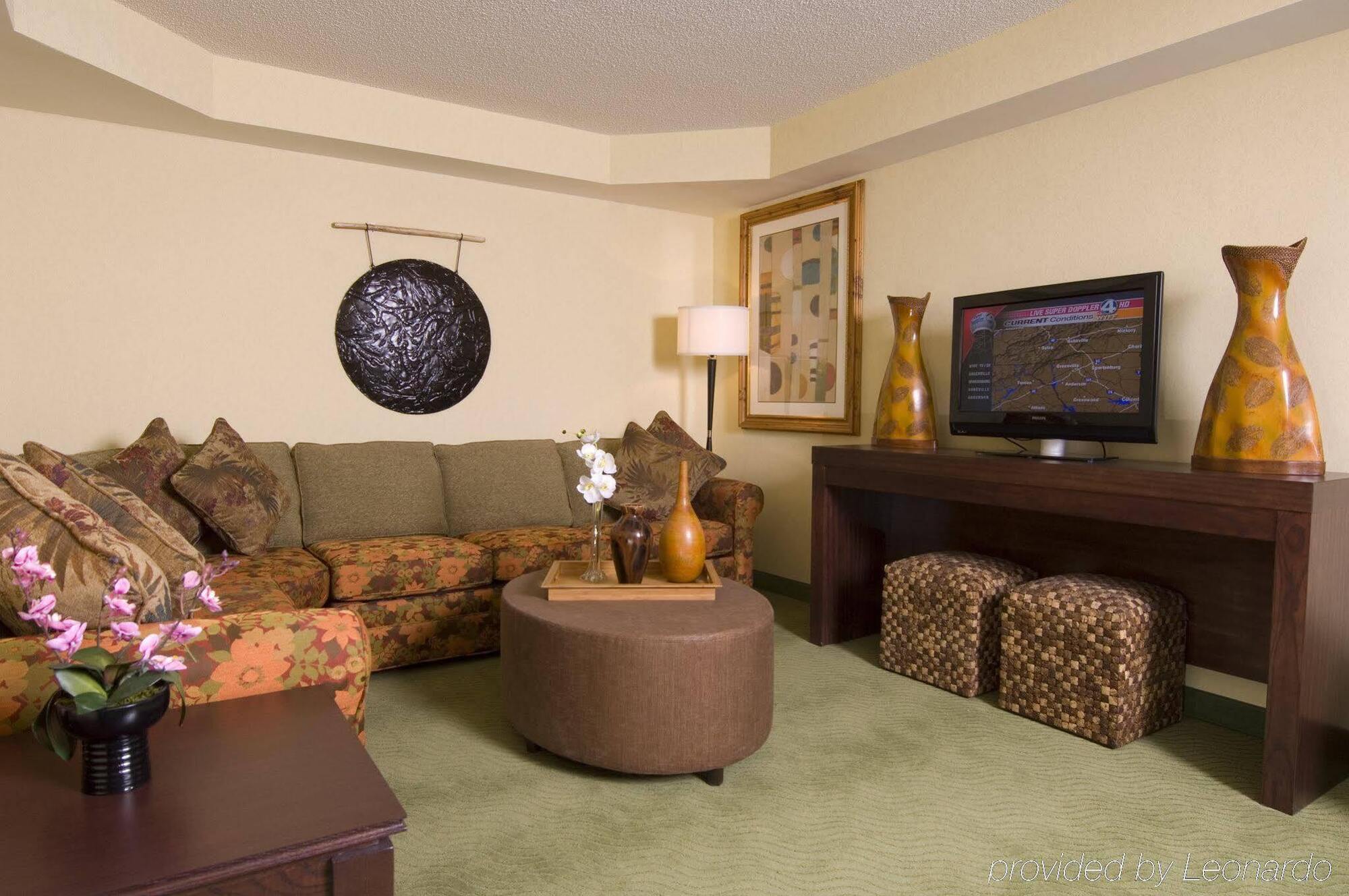 Holiday Inn Express Hotel & Suites Greenville-I-85 & Woodruff Road By Ihg Buitenkant foto