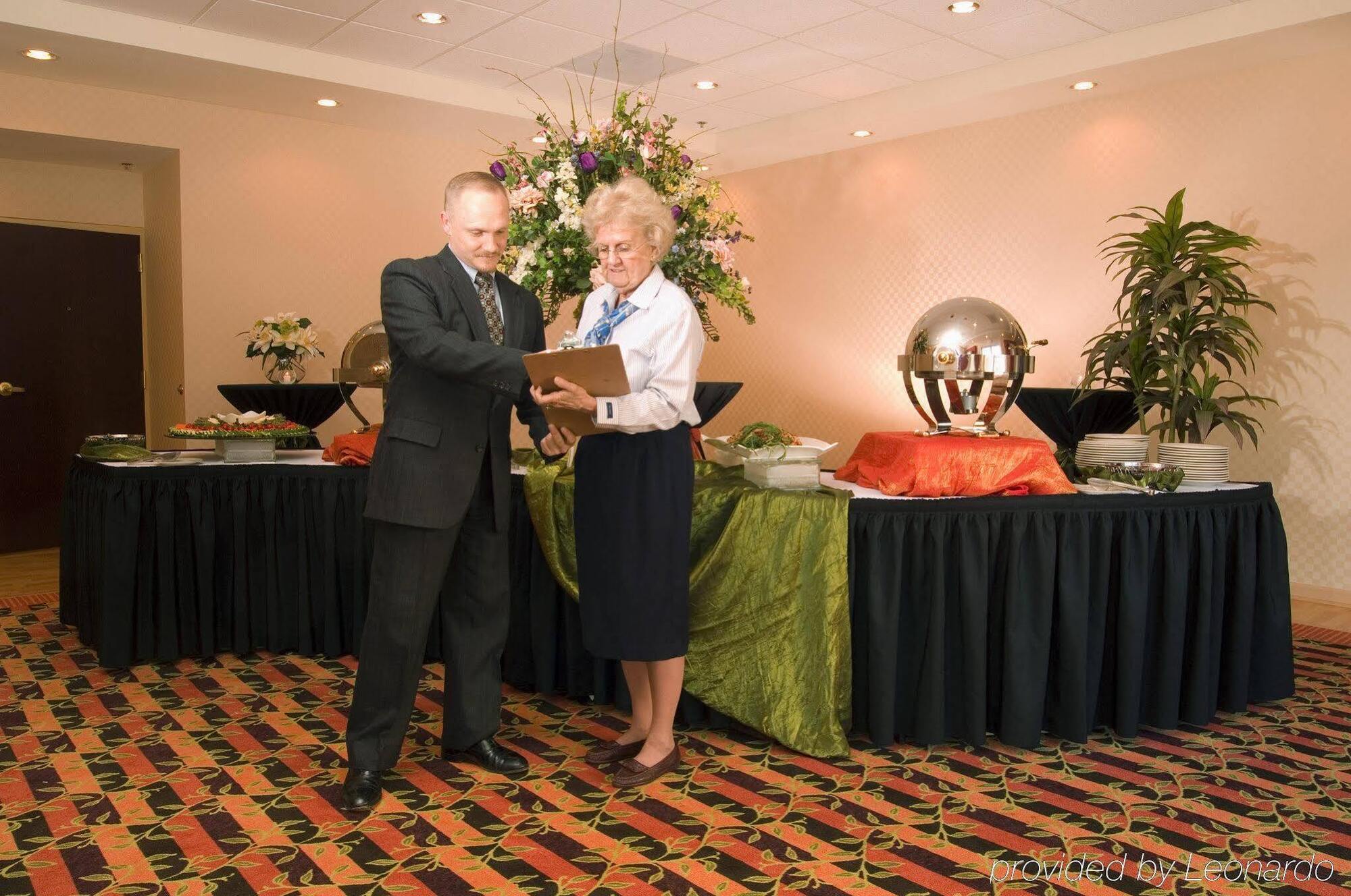 Holiday Inn Express Hotel & Suites Greenville-I-85 & Woodruff Road By Ihg Buitenkant foto